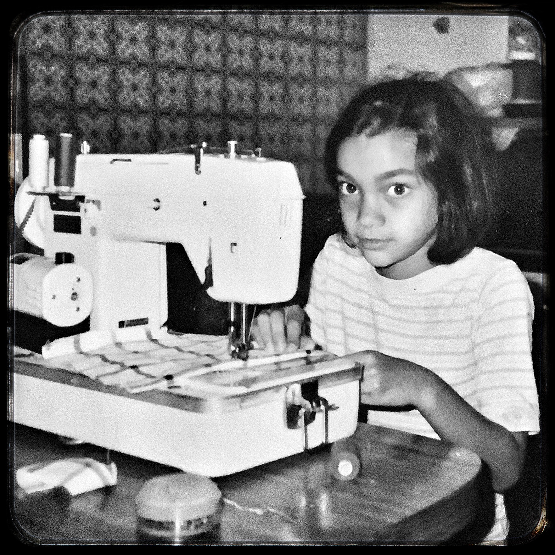 Photo of artist, Gimara